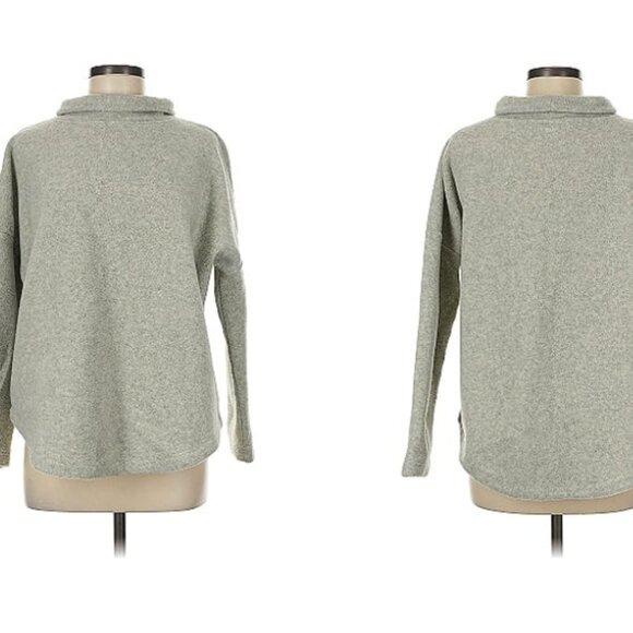 Vineyard Vines 100% Cotton Mockneck - Picture 9 of 9